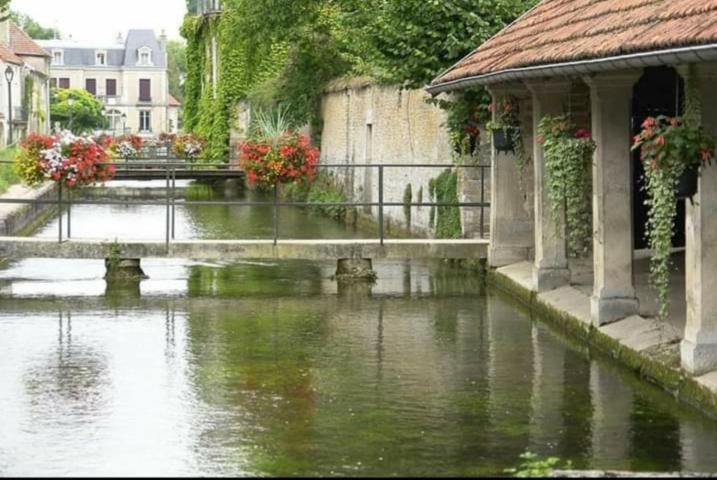 Chambre Is Is-sur-Tille Eksteriør bilde